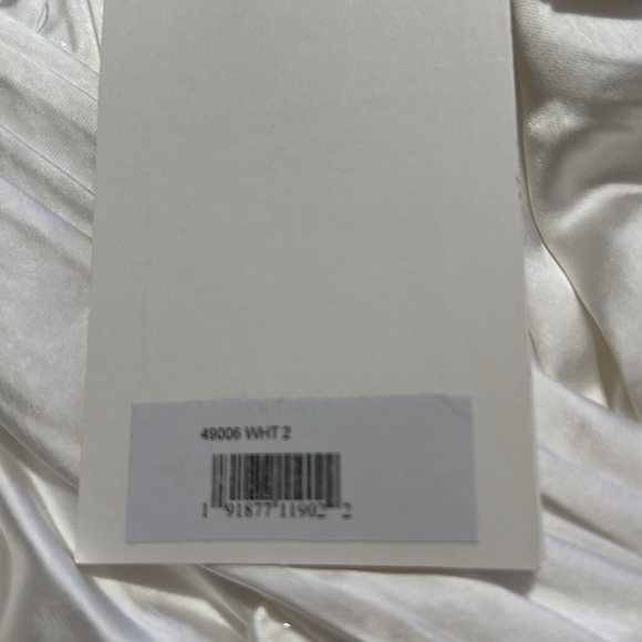 (160) ❤️ BNWT MAC DUGGAL ONE SHOULDER CUTOUT CHARMEUSE GOWN - Picture 6 of 8